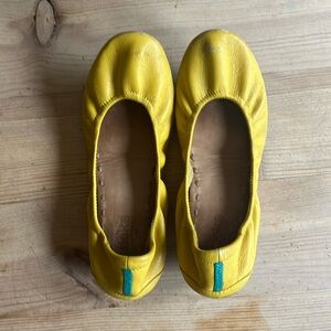 Yellow Tieks ballet flats